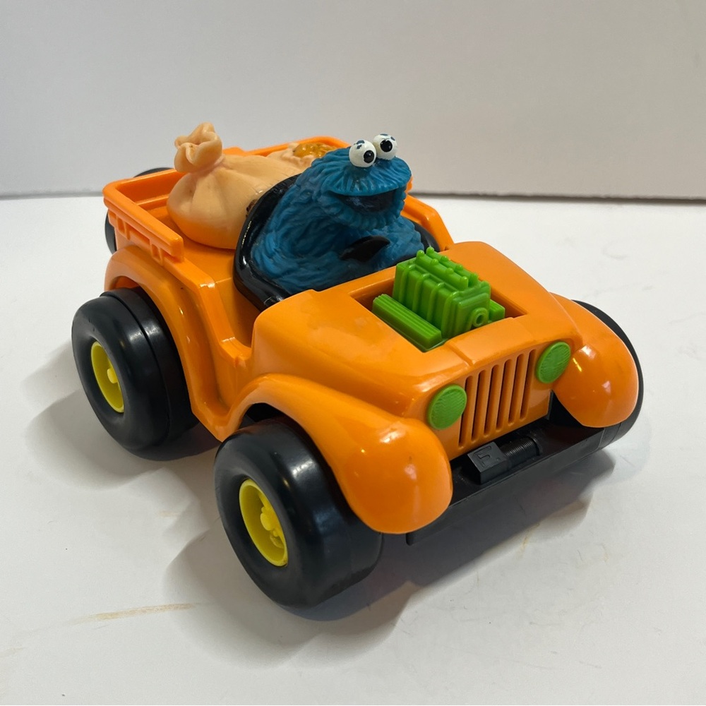 Vintage Sesame Street Cookie Monster Orange Push Car Jeep Illco Jim Henson